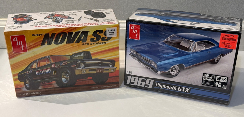 🚗 Lot of 2 AMT 1:25 Model Kits 1969 Plymouth GTX & Chevy Nova SS